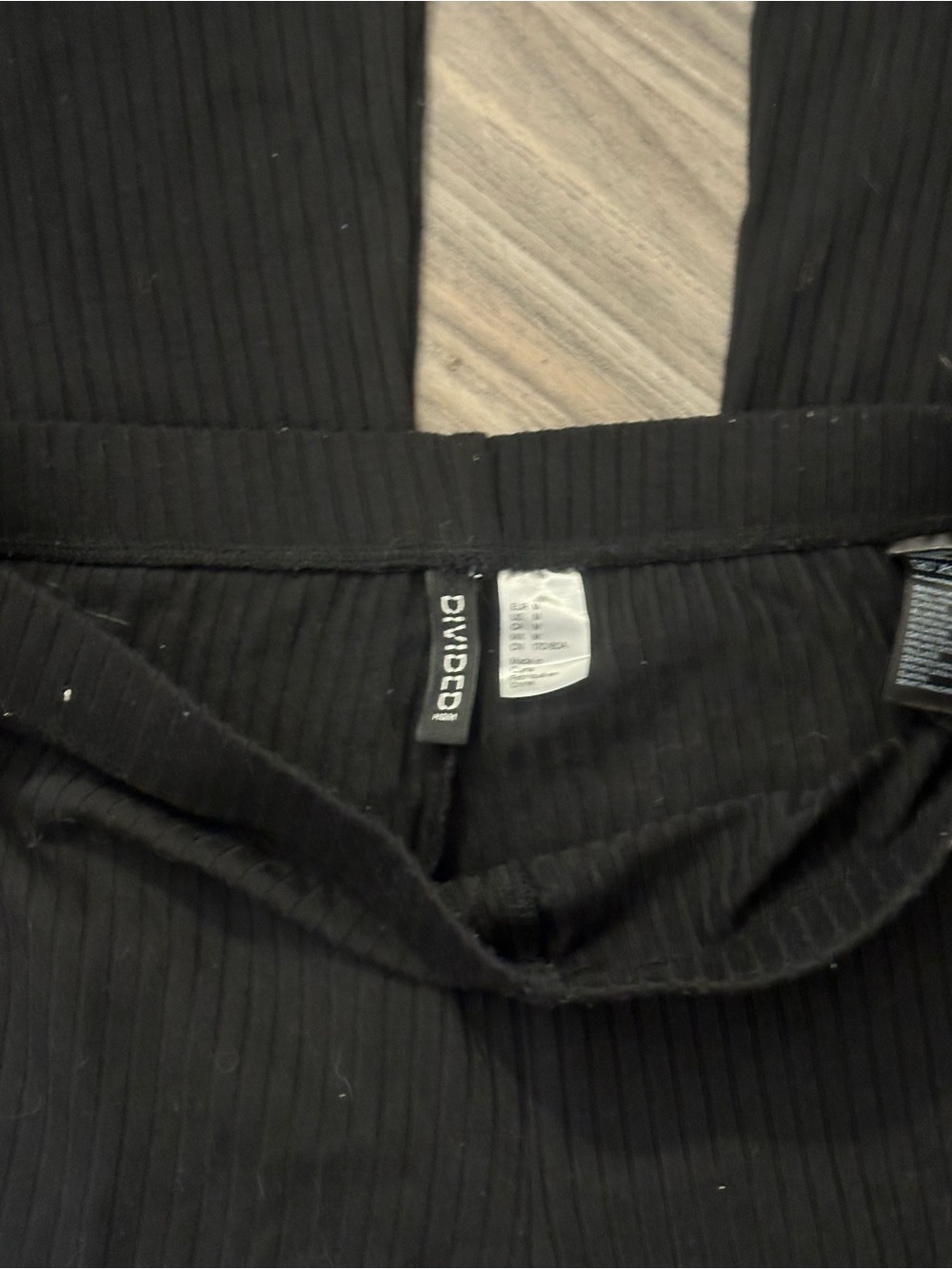 H&M Black Ribbed Wide-Leg Knit Pants - Picture 2 of 3